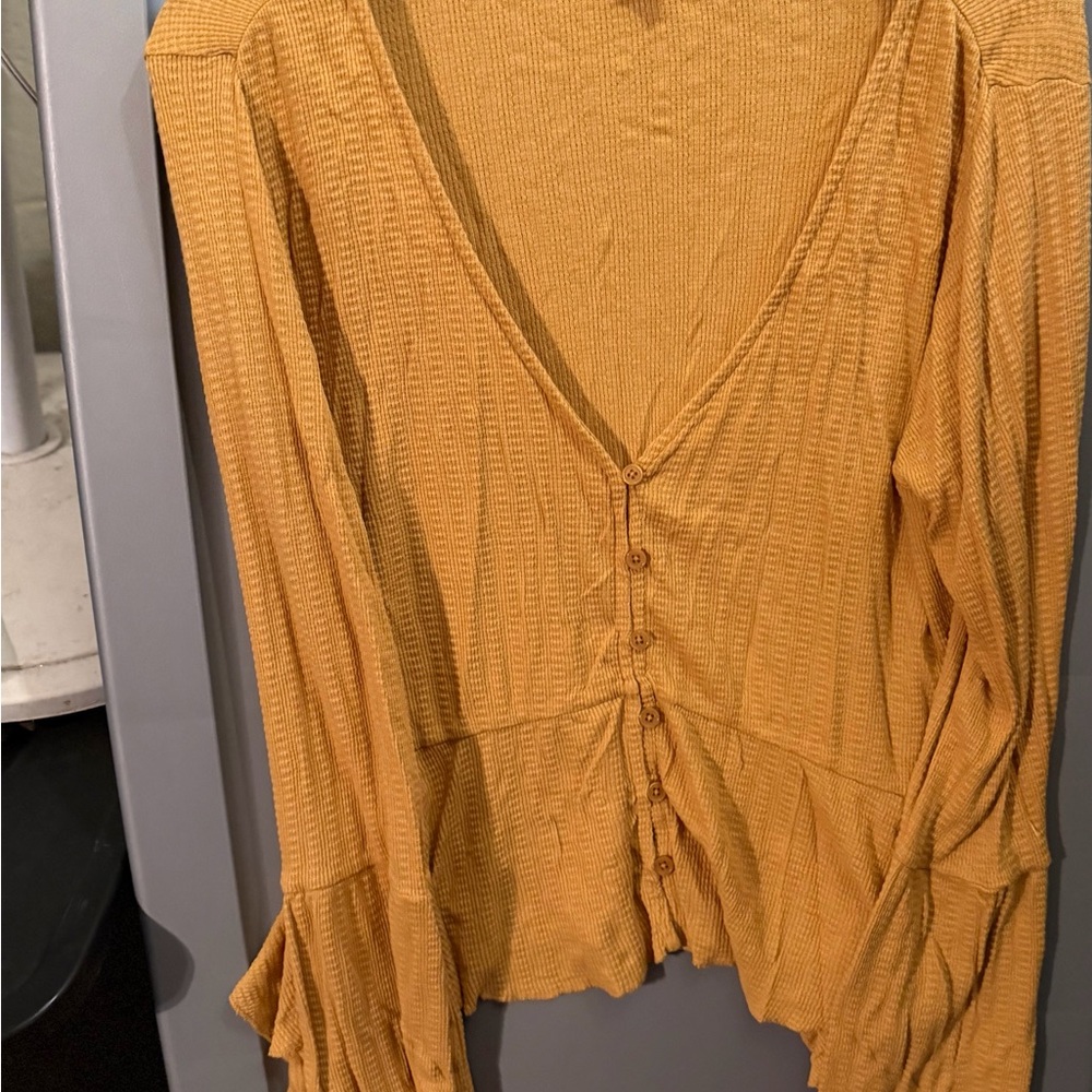 White Crow Mustard Textured V‑Neck Button‑Front Blouse